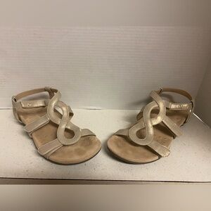 Vionic Jodie Rose Gold/Champagne Shimmer Sandals 9